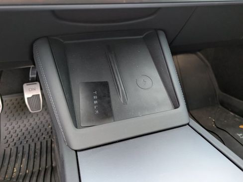 Used 2025 Tesla Model 3 Long Range image 12