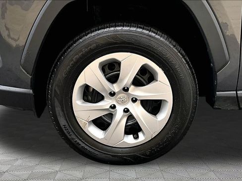 Certified 2023 Toyota RAV4 LE FWD image 11