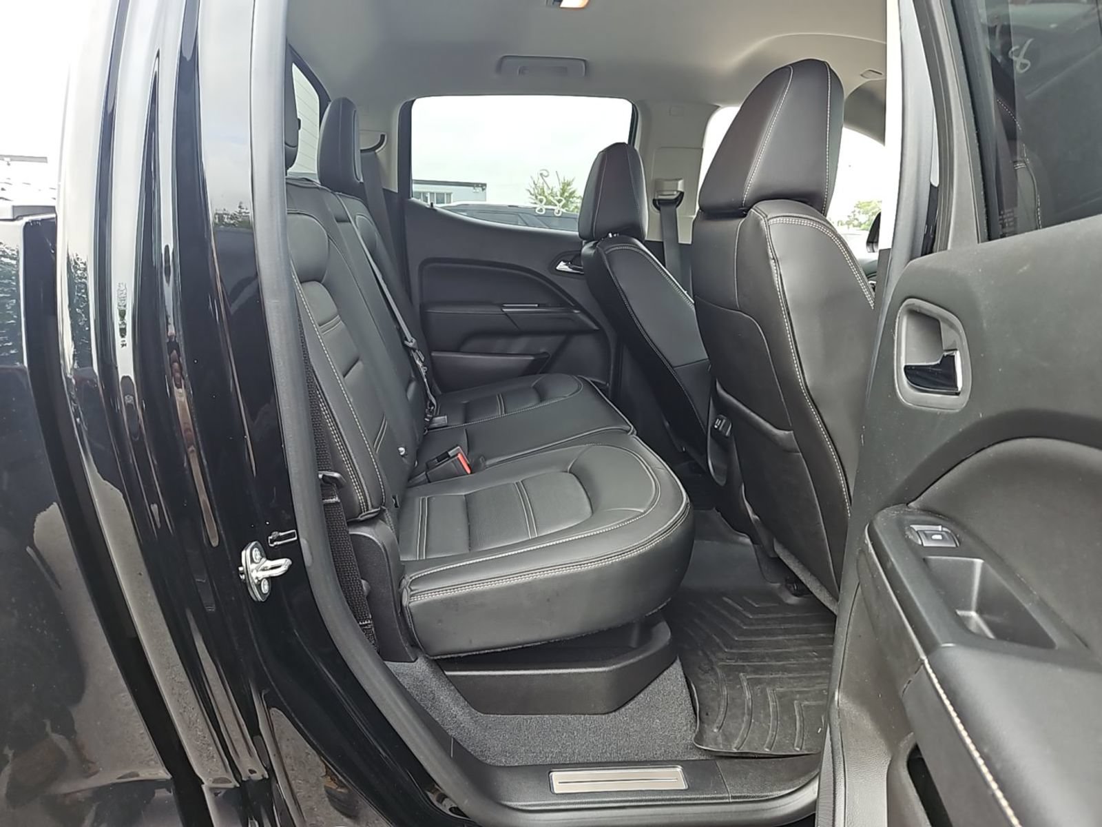 Used 2019 GMC Canyon Denali AWD/4WD image 9