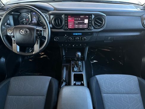 Used 2021 Toyota Tacoma TRD Sport w/ Technology Package RWD image 3