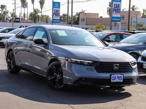 Used 2024 Honda Accord Sport image 2
