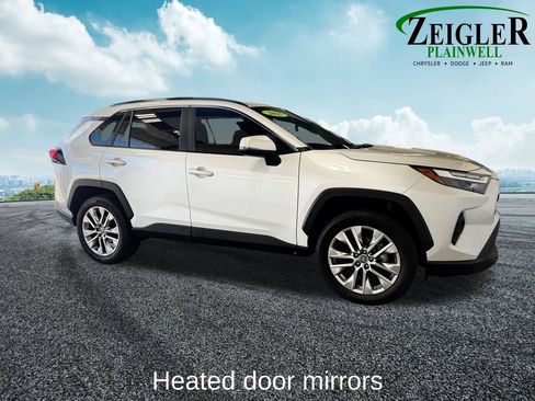 Used 2025 Toyota RAV4 XLE Premium w/ Weather Package AWD/4WD image 7