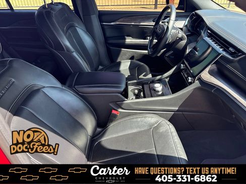 Used 2022 Jeep Grand Cherokee Overland RWD image 38