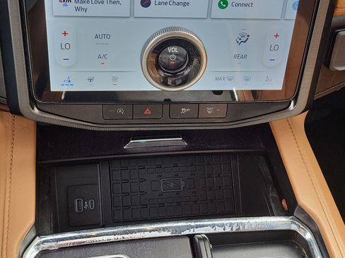 Used 2022 Ford Expedition Max Platinum image 36