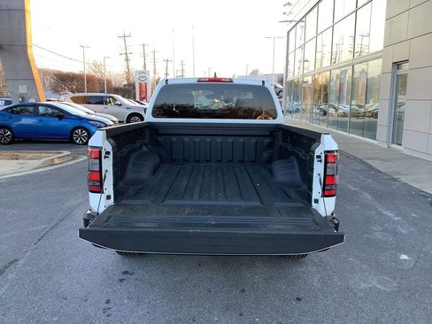 Used 2025 Nissan Frontier S image 31