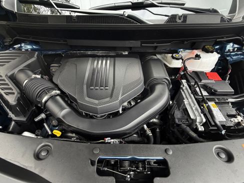 Used 2026 Buick Enclave Avenir w/ Super Cruise Package image 11