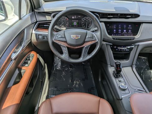 Certified 2023 Cadillac XT5 Premium Luxury AWD/4WD image 15