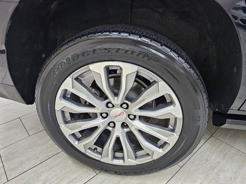 Used 2022 GMC Yukon Denali image 43