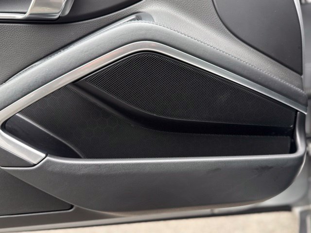Used 2018 Porsche 911 Carrera RWD image 15