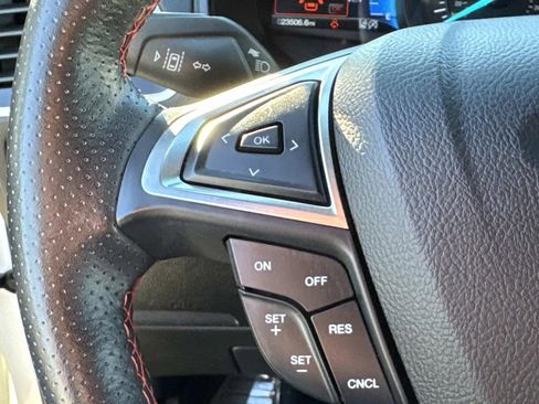 Used 2023 Ford Edge ST-Line image 19