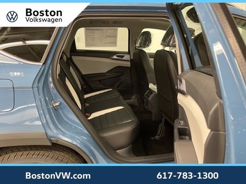 New 2026 Volkswagen Taos SEL image 12