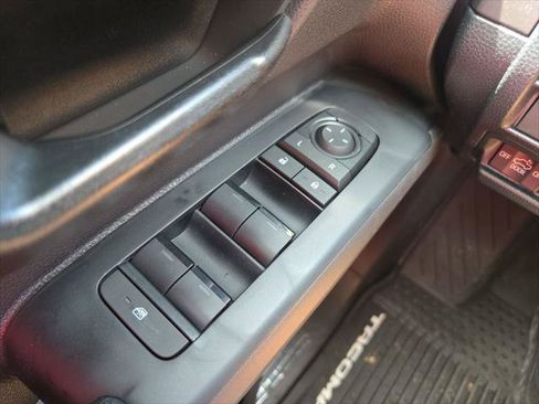 Certified 2026 Toyota Tacoma SR5 AWD/4WD image 13