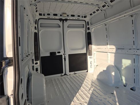 New 2026 RAM ProMaster 2500 image 9