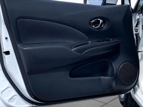 Used 2019 Nissan Versa Note SV FWD image 21