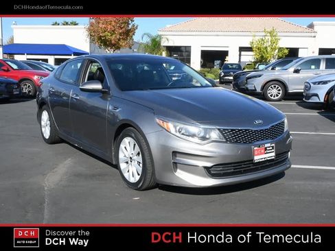 Used 2016 Kia Optima EX w/ Premium Package image 3