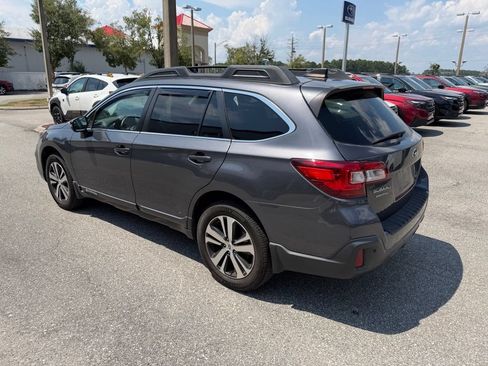 Used 2019 Subaru Outback 2.5i Limited w/ Popular Package #2 AWD/4WD image 9