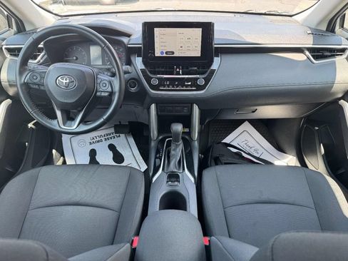 Used 2023 Toyota Corolla Cross LE w/ Moonroof Package AWD/4WD image 14