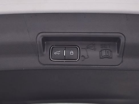 New 2026 Ford Explorer Active image 28