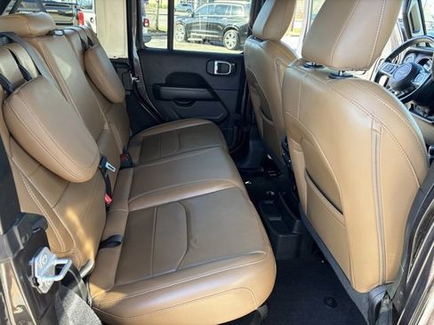 Used 2021 Jeep Wrangler Unlimited Sahara w/ Cold Weather Group image 38