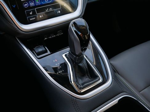 Used 2023 Subaru Outback Onyx Edition image 23