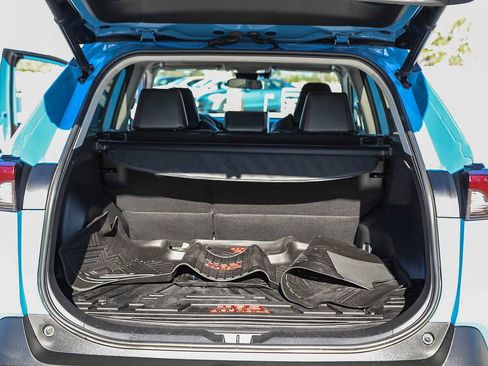 Certified 2022 Toyota RAV4 TRD Off-Road image 25