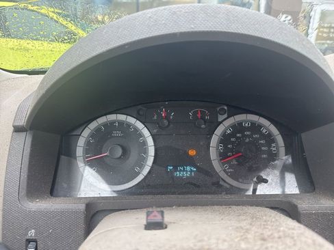 Used 2009 Ford Escape XLS image 4