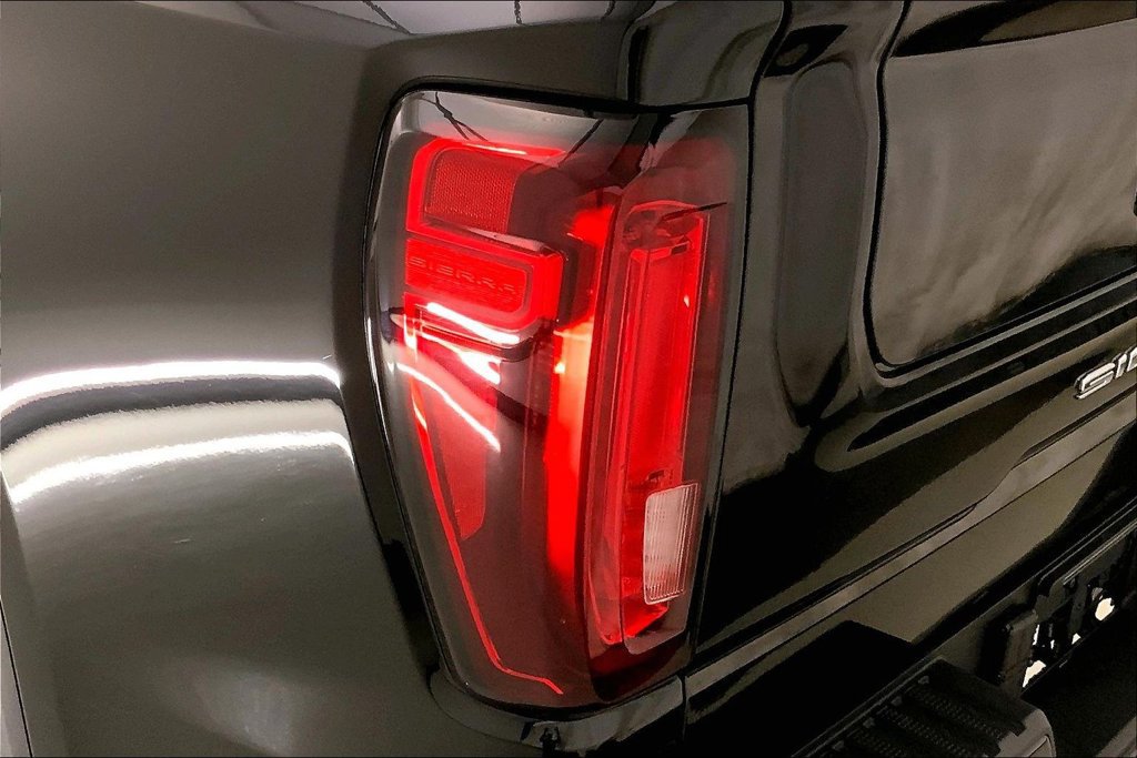 Used 2026 GMC Sierra 1500 AT4 w/ AT4 Premium Package AWD/4WD image 28
