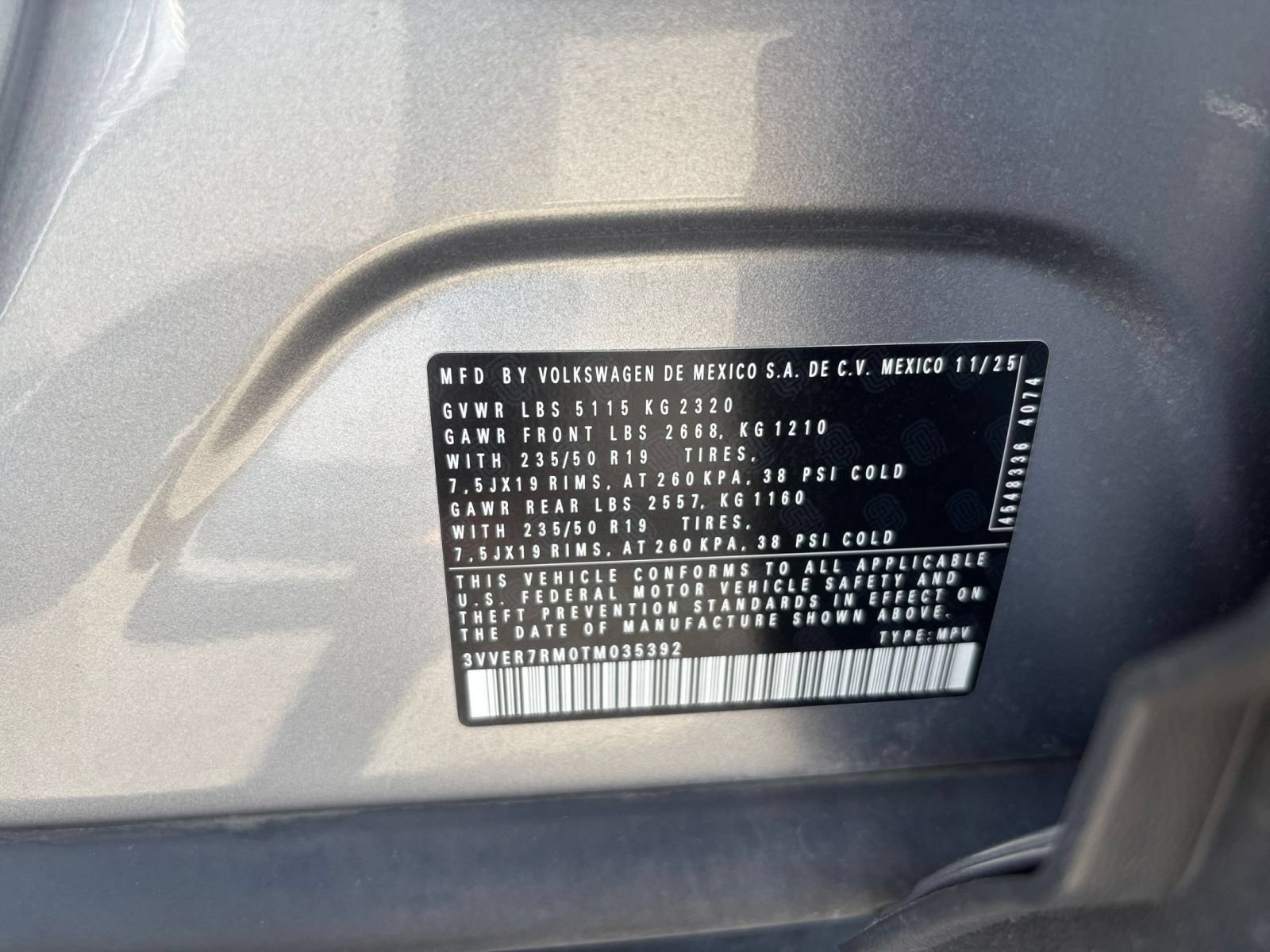Used 2026 Volkswagen Tiguan SE AWD/4WD image 30