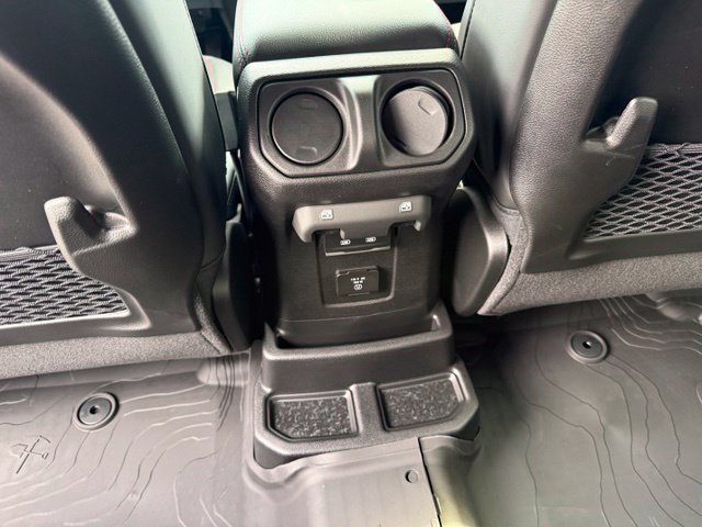 New 2027 Jeep Wrangler Unlimited Rubicon AWD/4WD image 10