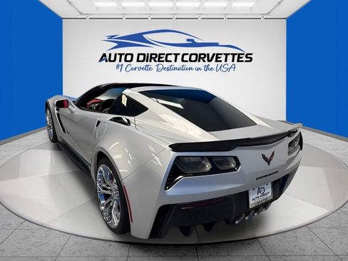 Used 2019 Chevrolet Corvette Z06 RWD image 11