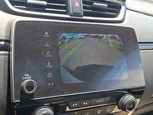 Used 2018 Honda CR-V Touring image 19