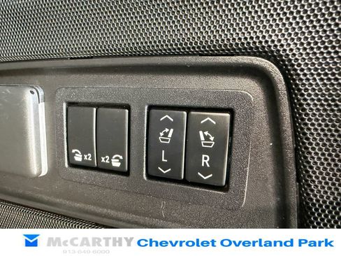 Used 2021 Cadillac Escalade Premium Luxury AWD/4WD image 31