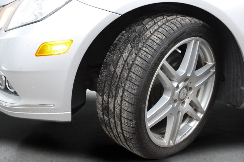 Used 2011 Mercedes-Benz E 350 Coupe image 38
