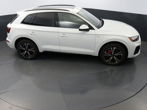 Certified 2025 Audi Q5 2.0T Premium Plus w/ Premium Plus Package image 47