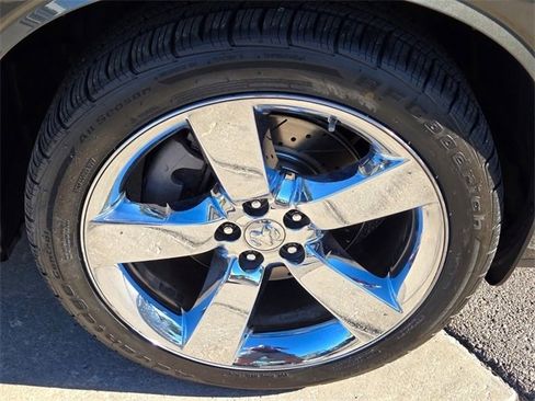 Used 2009 Dodge Challenger R/T image 10