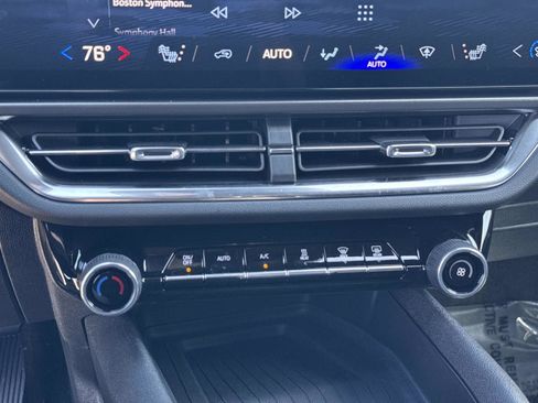 Used 2025 Chevrolet Equinox EV LT w/ Comfort Package FWD image 20