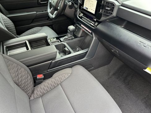New 2026 Toyota Tundra SR image 17
