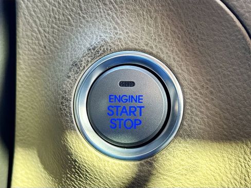 Used 2014 Hyundai Genesis 3.8 w/ Premium Package 02 image 19