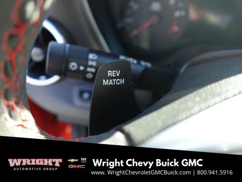 Used 2019 Chevrolet Camaro ZL1 image 19