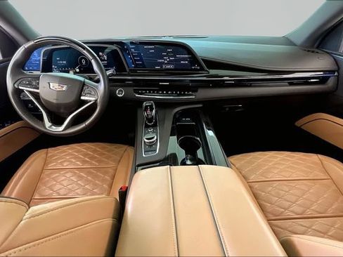 Used 2024 Cadillac Escalade Sport w/ Touring Package AWD/4WD image 7