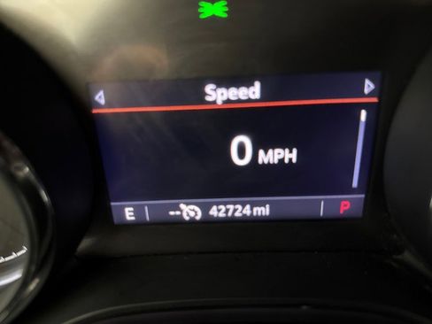 Used 2021 Buick Encore GX Preferred w/ Cold Weather Comfort Package image 19