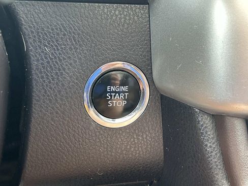 Used 2018 Toyota Highlander Limited Platinum w/ Protection Package #3 image 39