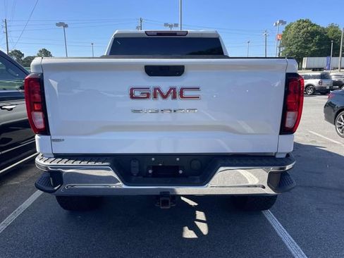 Used 2021 GMC Sierra 1500 4x4 Crew Cab w/ Sierra Value Package image 4