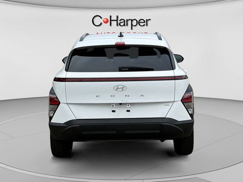 Used 2025 Hyundai Kona SEL AWD/4WD image 4