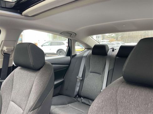 Certified 2024 Honda Accord EX image 19