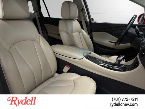 Used 2020 Buick Envision Essence AWD/4WD image 16