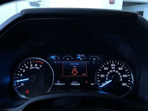 Used 2019 Ford F150 Platinum w/ Equipment Group 701A Luxury image 25