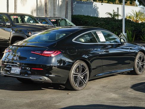 Used 2025 Mercedes-Benz CLE 300 4MATIC Coupe image 5