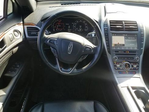 Used 2019 Lincoln MKZ Reserve image 18