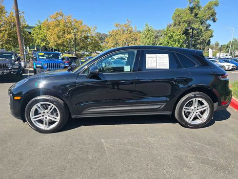 Used 2024 Porsche Macan image 7